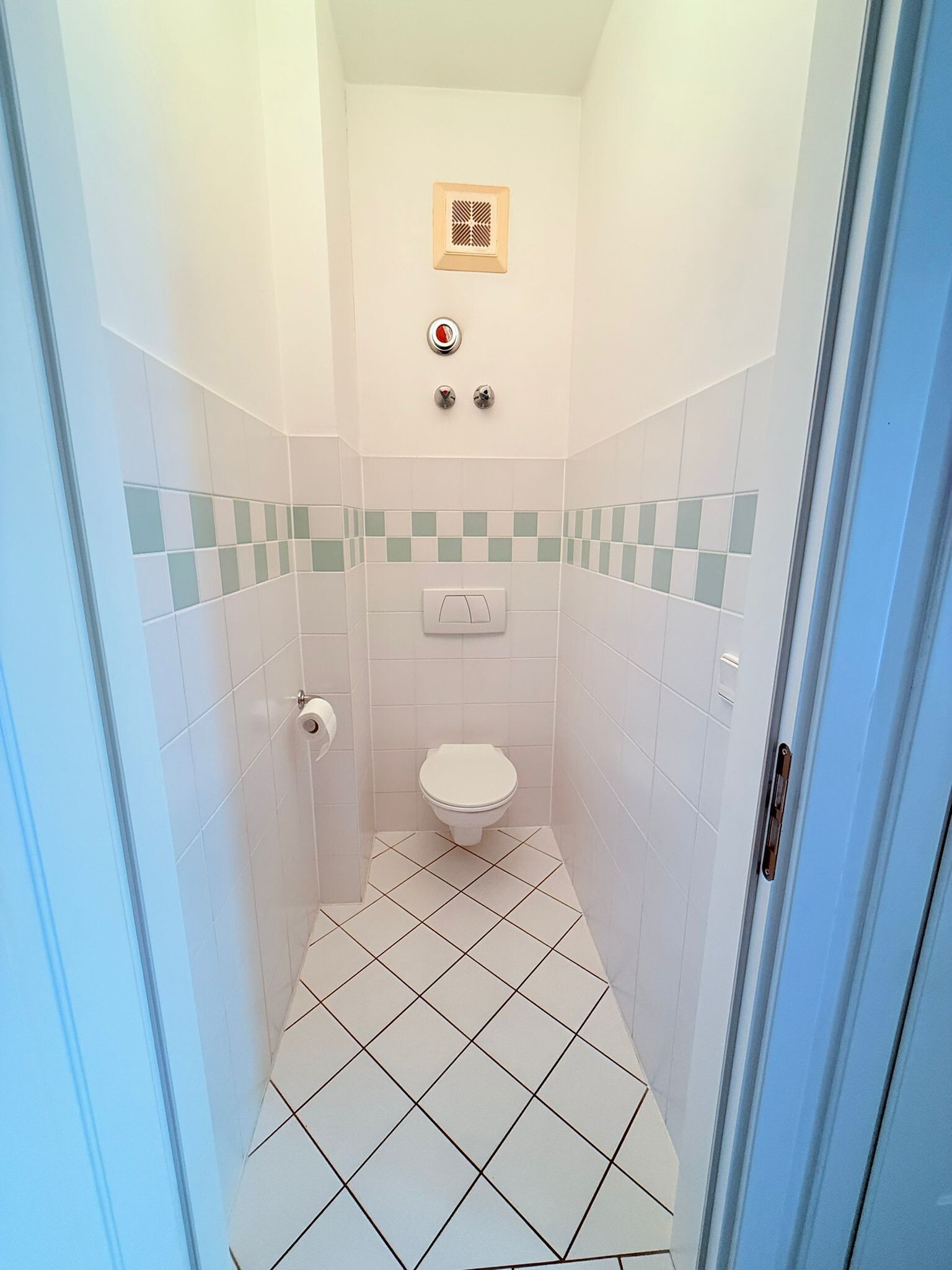 Charmante 2-Zimmer-Wohnung mit getrennter Küche in Graz !