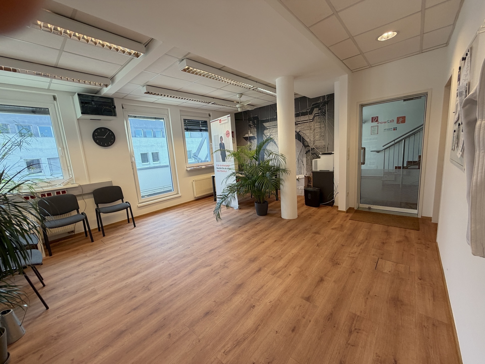 Moderne Büro/Praxis in Graz: 104m² mit Balkon, nur 1.571,99 € Miete!