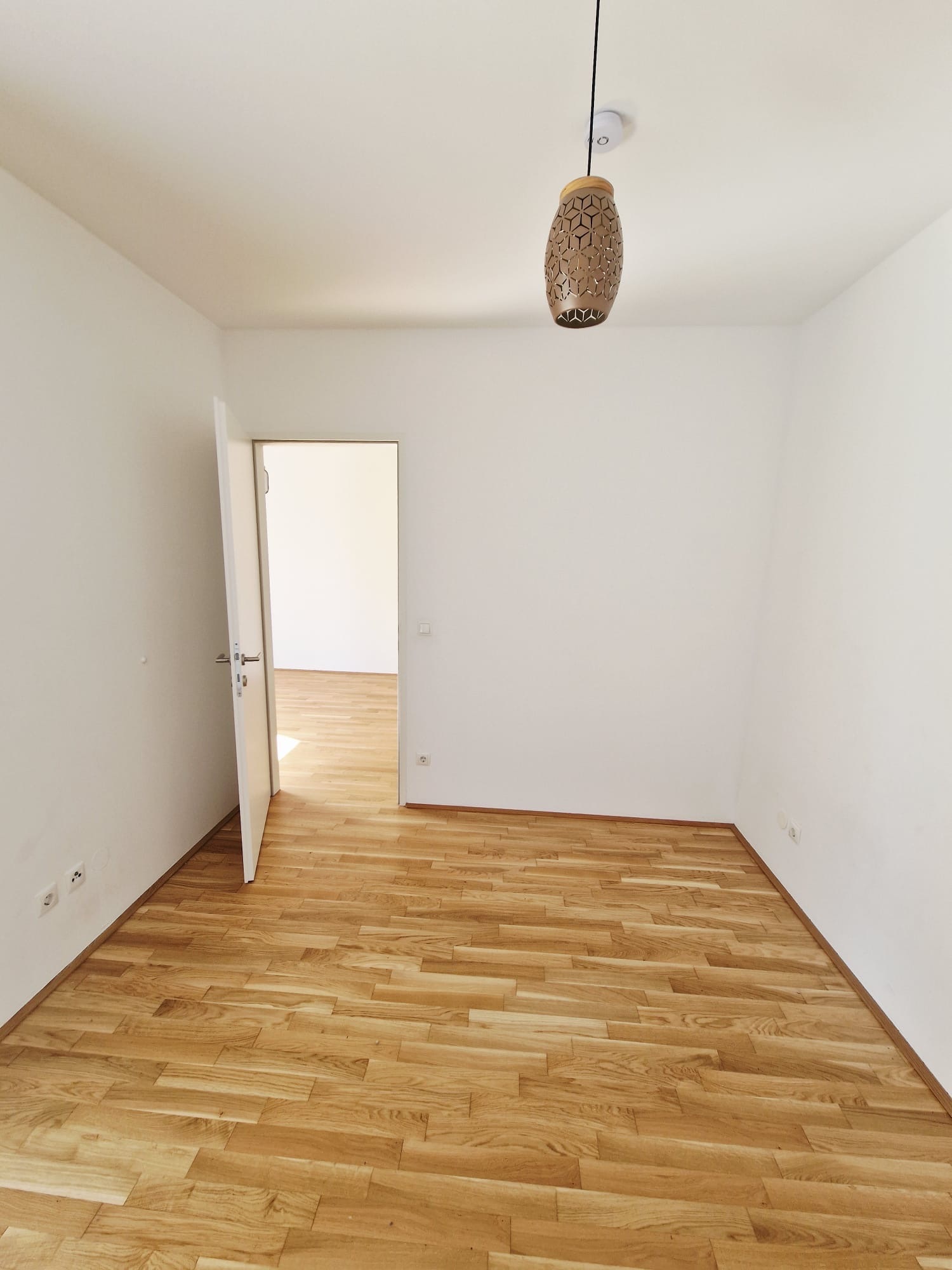 Moderne 2-Zi-Wohnung mit Balkon in Graz, neuwertig, 41m², Miete €780,97!