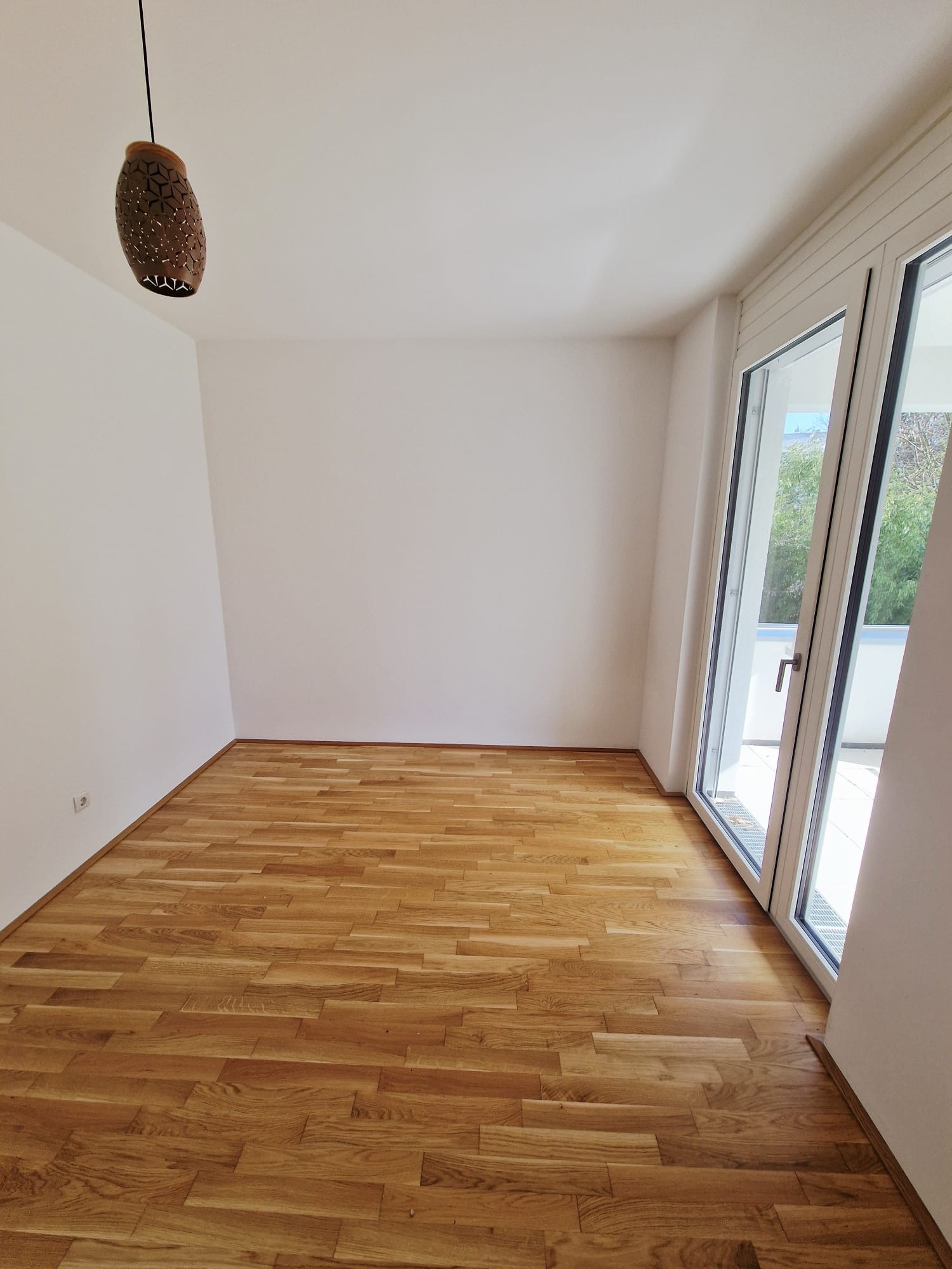 Moderne 2-Zi-Wohnung mit Balkon in Graz, neuwertig, 41m², Miete €780,97!