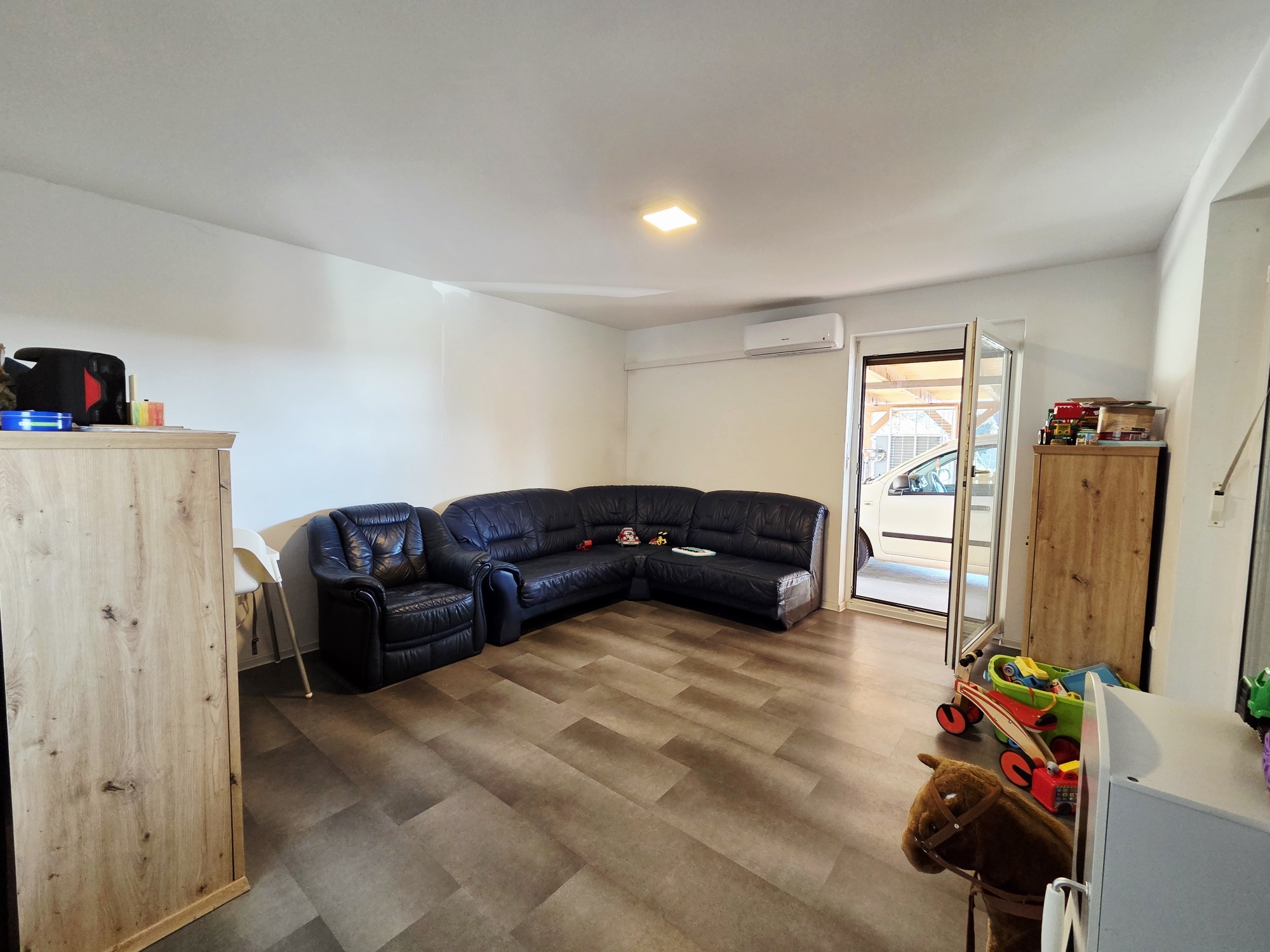 Traumhaftes Familienhaus in Sankt Georgen – 8 Zimmer, Garten, Terrasse, Top-Ausstattung!