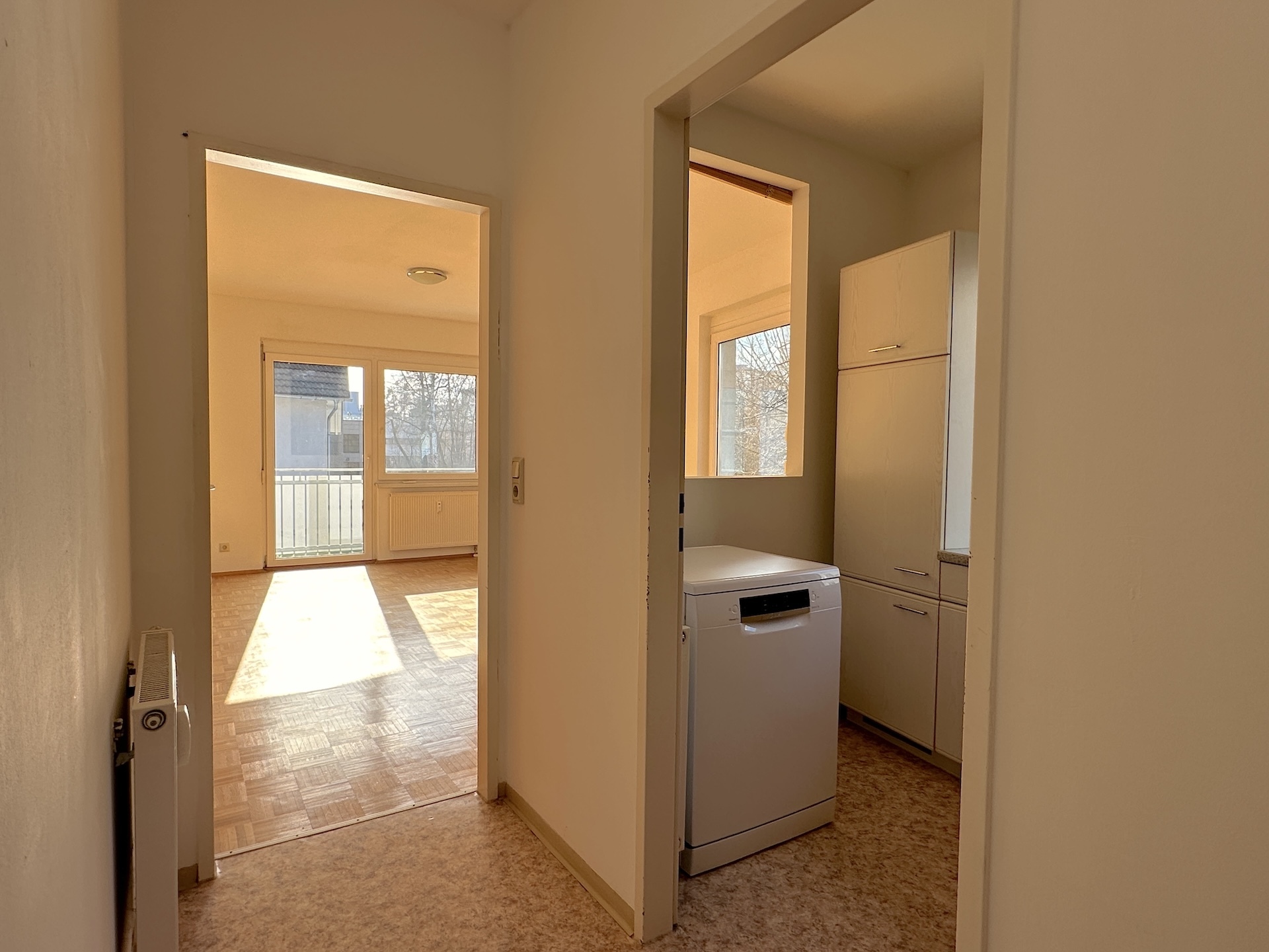 Gemütliche 2-Zi Wohnung mit Stellplatz und Grünblick in 8010 Graz