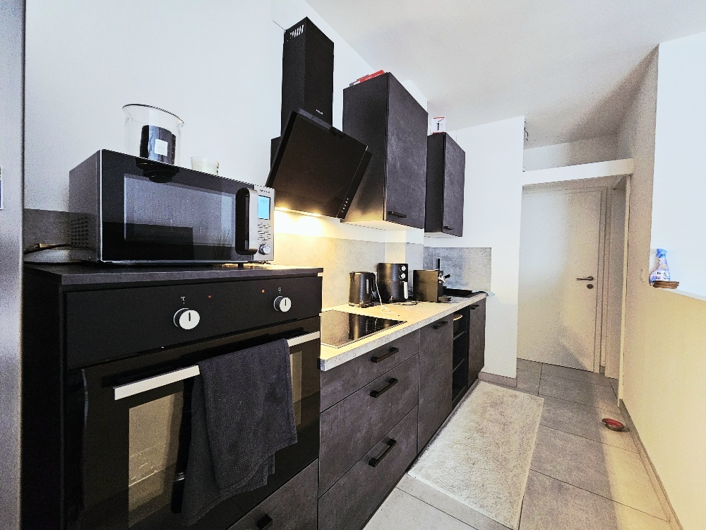 Charmante 2-Zimmer-Wohnung in Graz: Stadtblick, Parkett & Bad mit Fenster! Nur 154.990€!