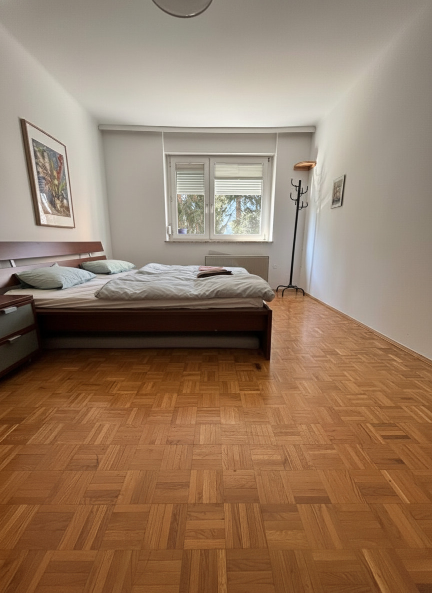 Gemütliche möbelierte 2-Zi-Wohnung mit Balkon, Parkplatz & Grünblick in 8045!