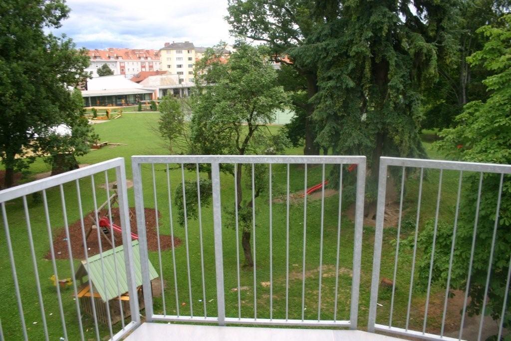 Top Wohnung 34m² mit Balkon, Einbauküche & Aufzug in 8010 Graz – Miete €627,93,-