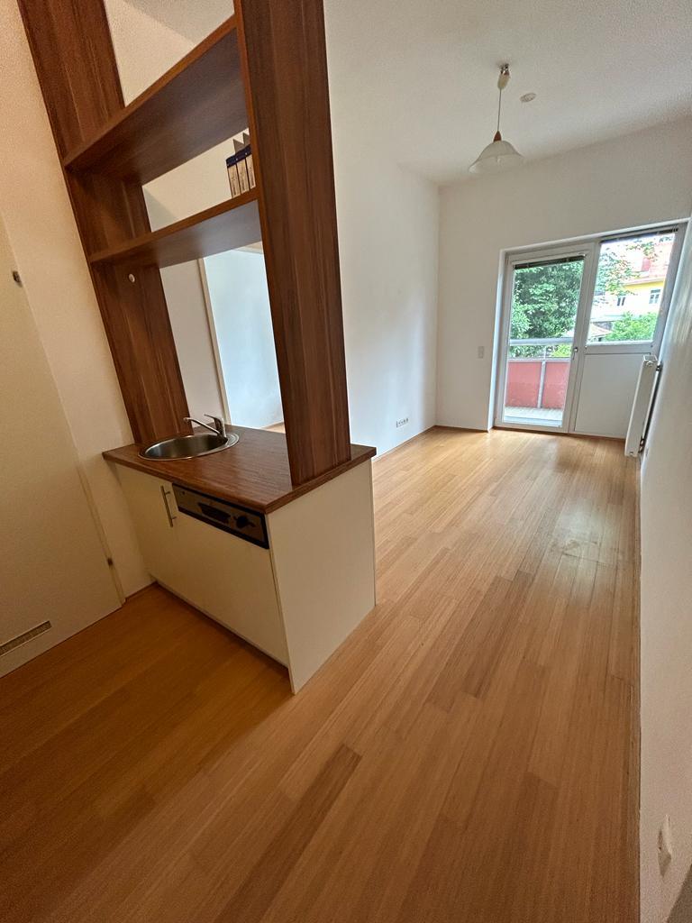 Gepflegte 3-Zi-Erdgeschosswohnung mit Balkon in 8010 Graz