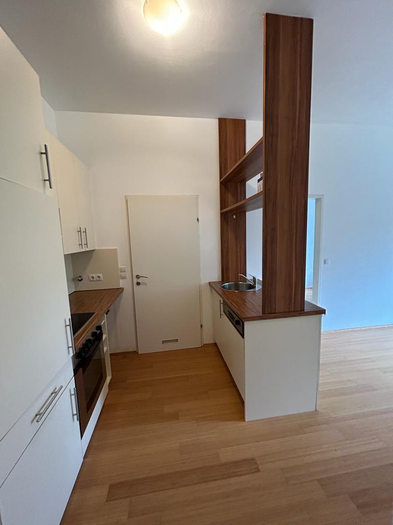 Gepflegte 3-Zi-Erdgeschosswohnung mit Balkon in 8010 Graz