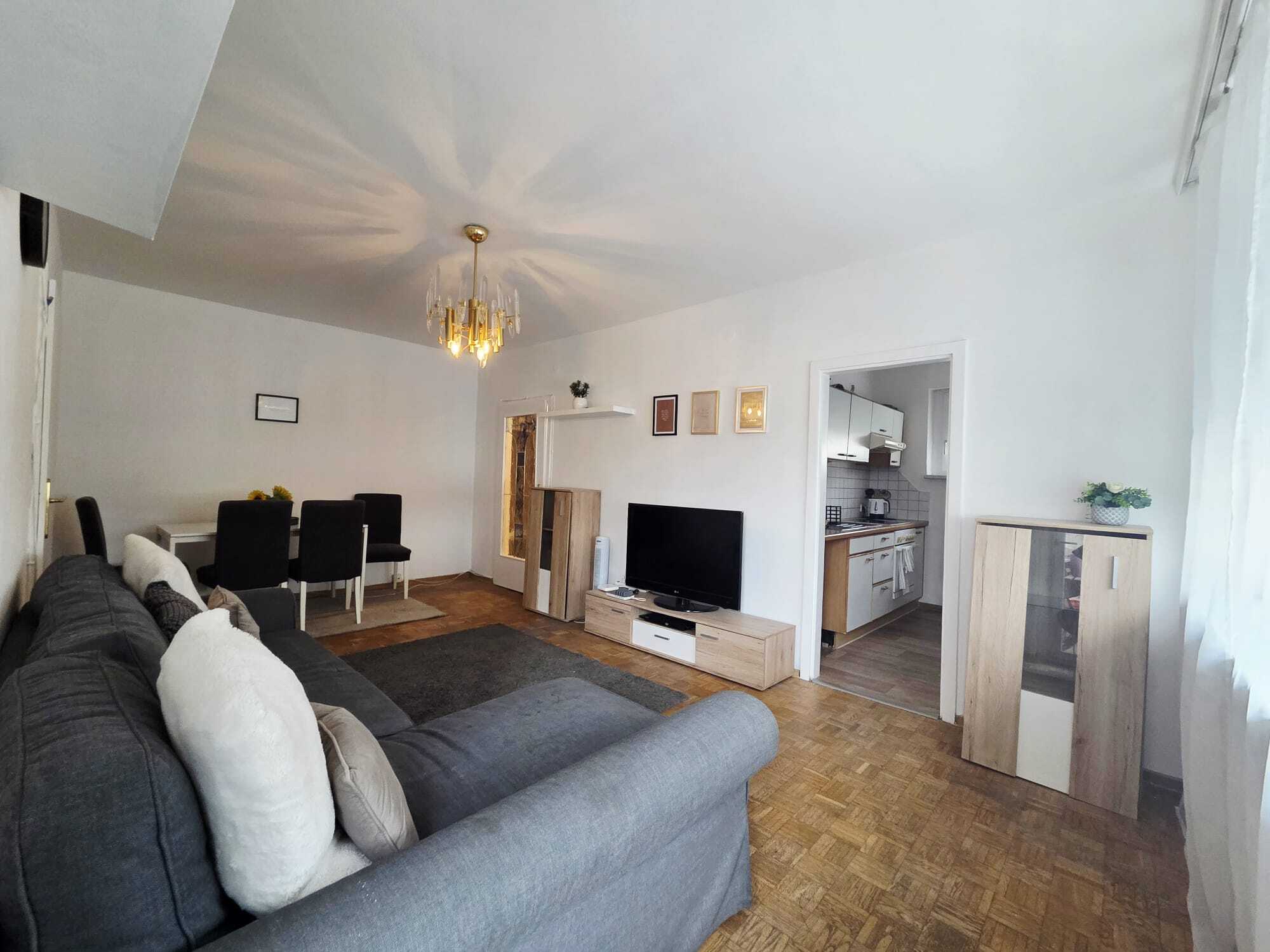 Charmante 2-Zimmer-Wohnung mit Balkon Nähe Citypark