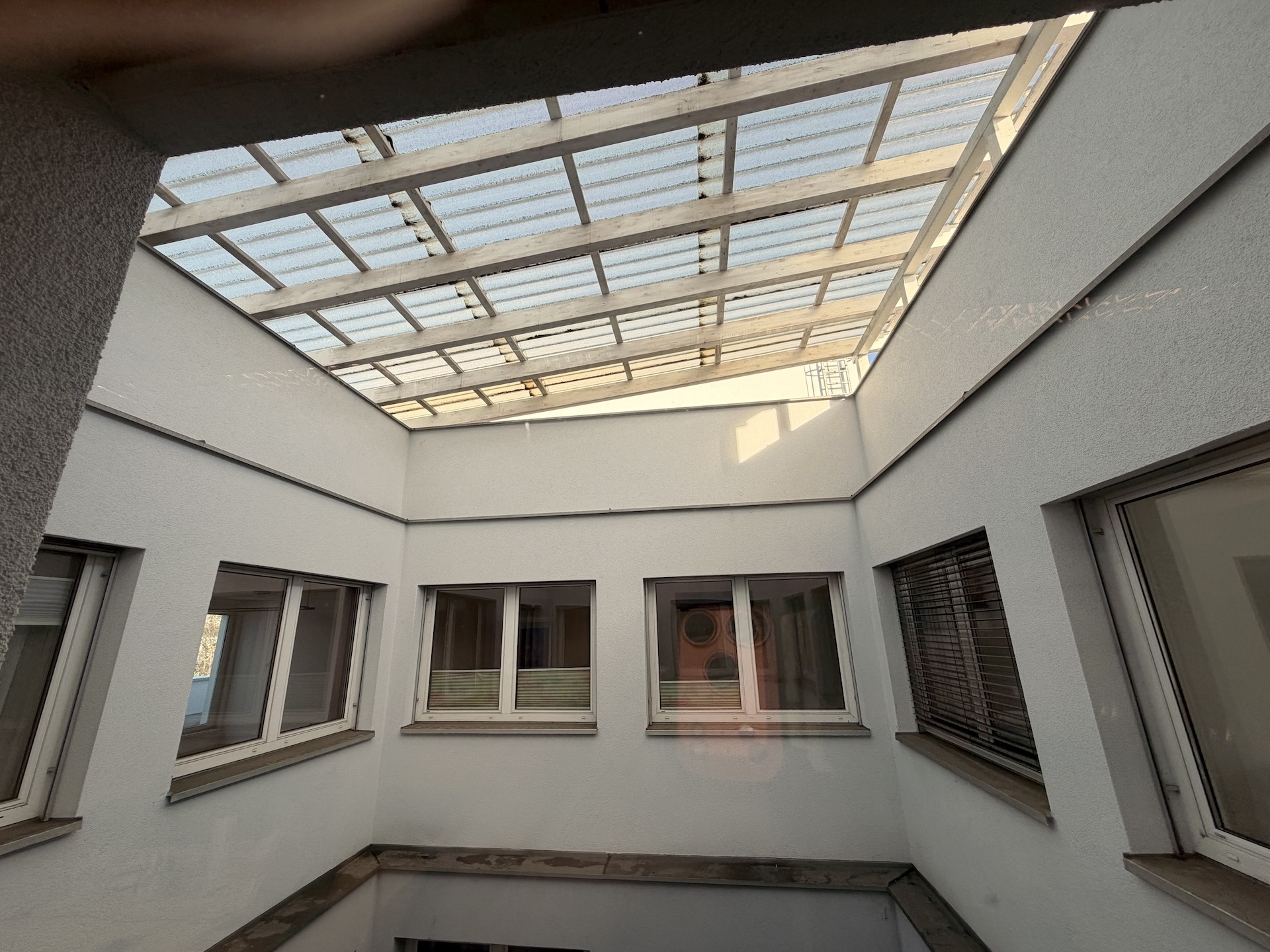 Moderne Büro/Praxis in Graz: 104m² mit Balkon, nur 1.571,99 € Miete!