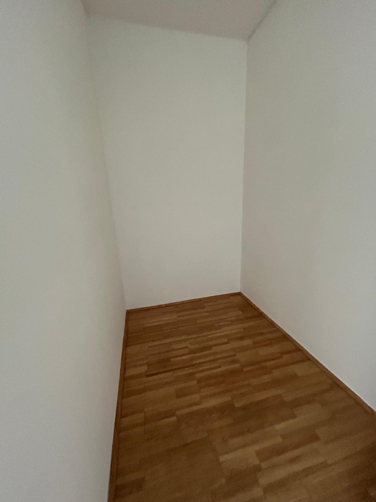 Charmante 3-Zi-Wohnung mit Balkon, Stadtblick!