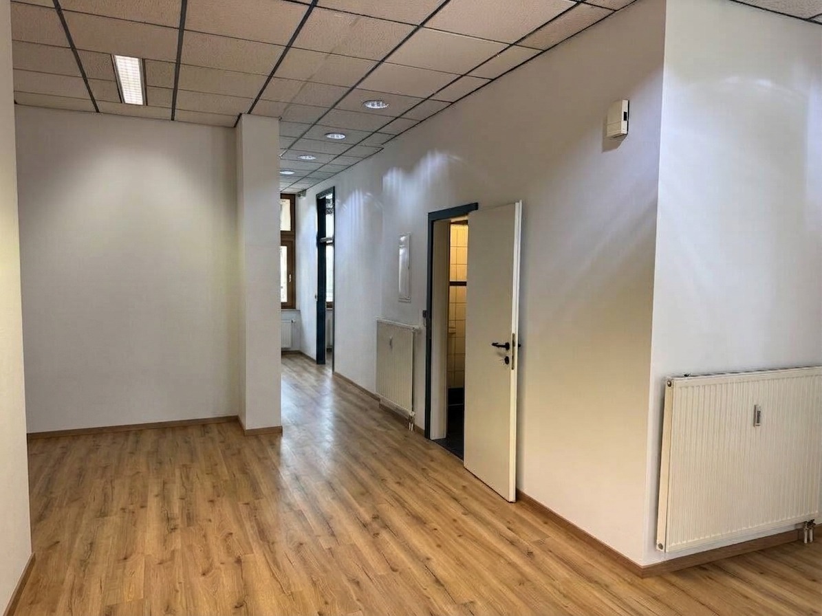 Großzügiges Büro mit Stadtblick in Graz, 123 m², 4 Zimmer!
