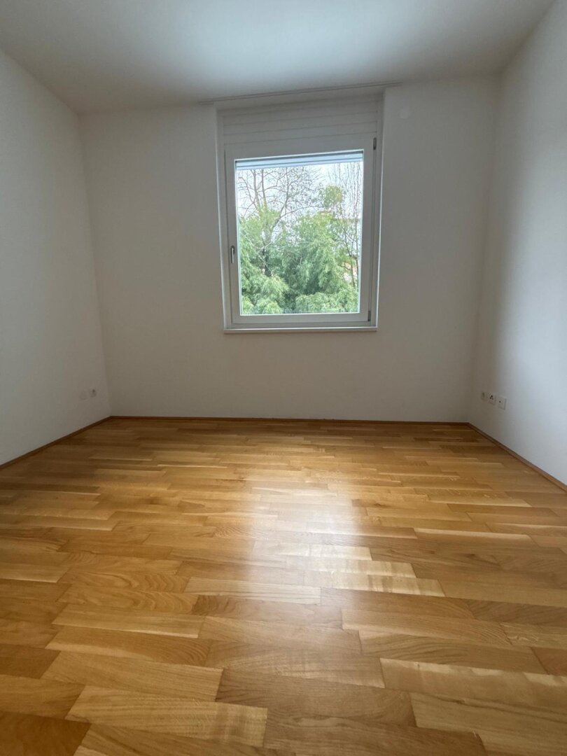 Neuwertige 3-Zi-Wohnung mit Balkon in Graz, 68m², Fußbodenheizung, Aufzug, Wohnküche!