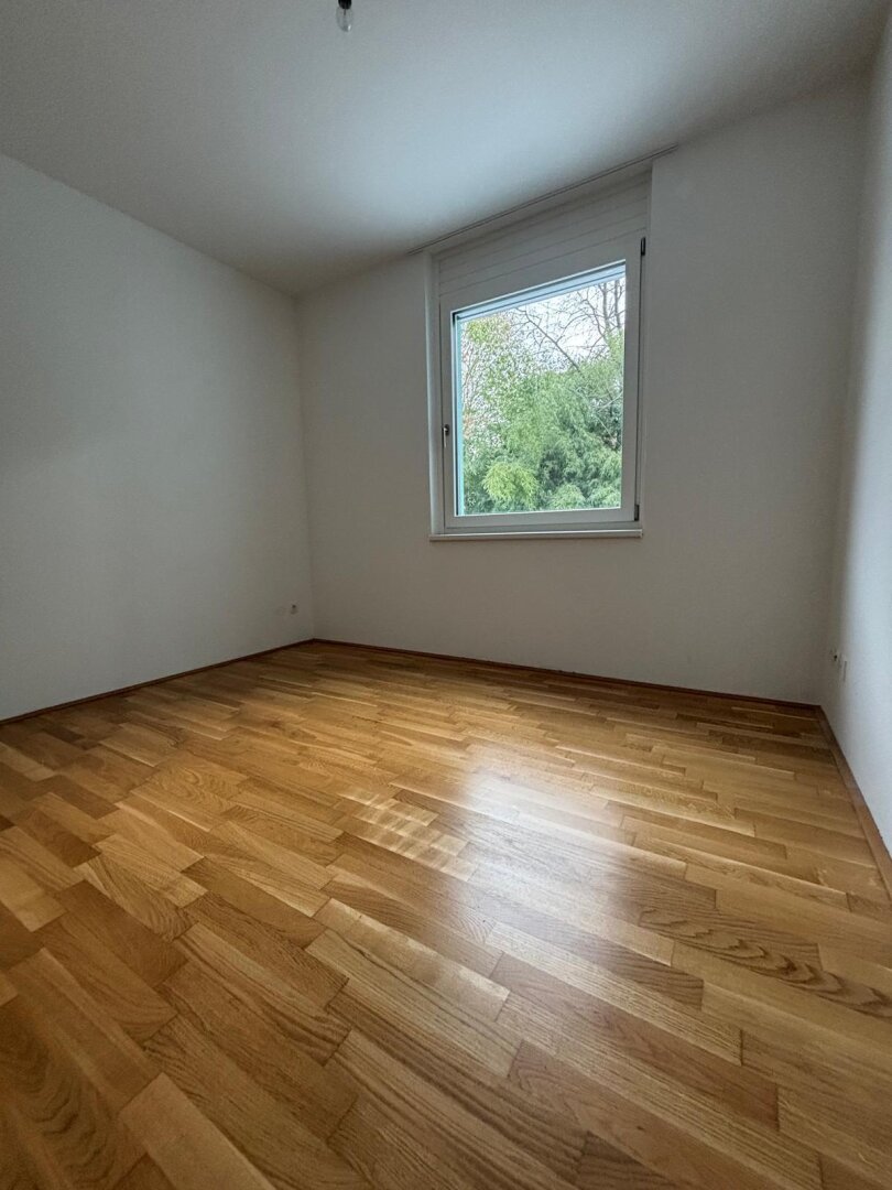 Neuwertige 3-Zi-Wohnung mit Balkon in Graz, 68m², Fußbodenheizung, Aufzug, Wohnküche!