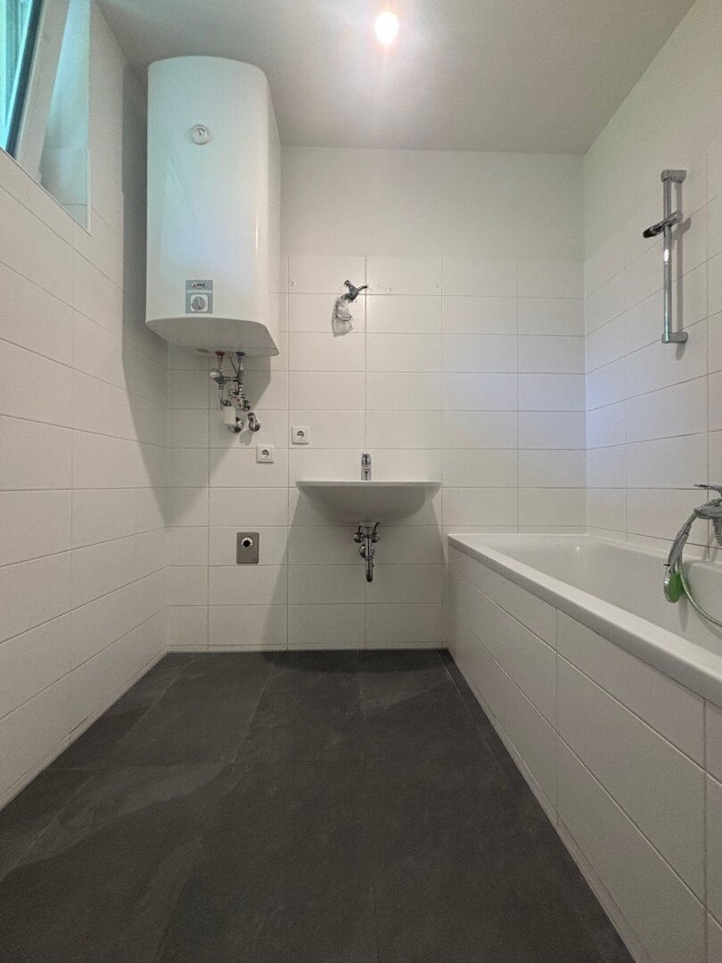 Charmante 2-Zimmer Wohnung mit Terrasse – Top Lage!