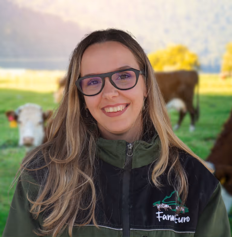 Image of a farm employee. The link takes you to the employee's special page.