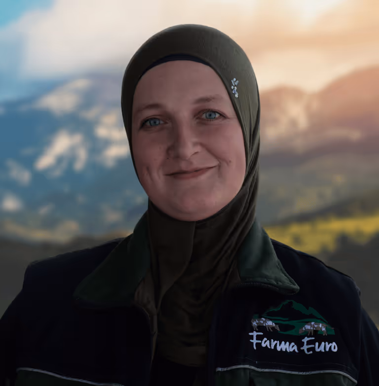 An image of a single employee. The link sends you to a worker's individual page.