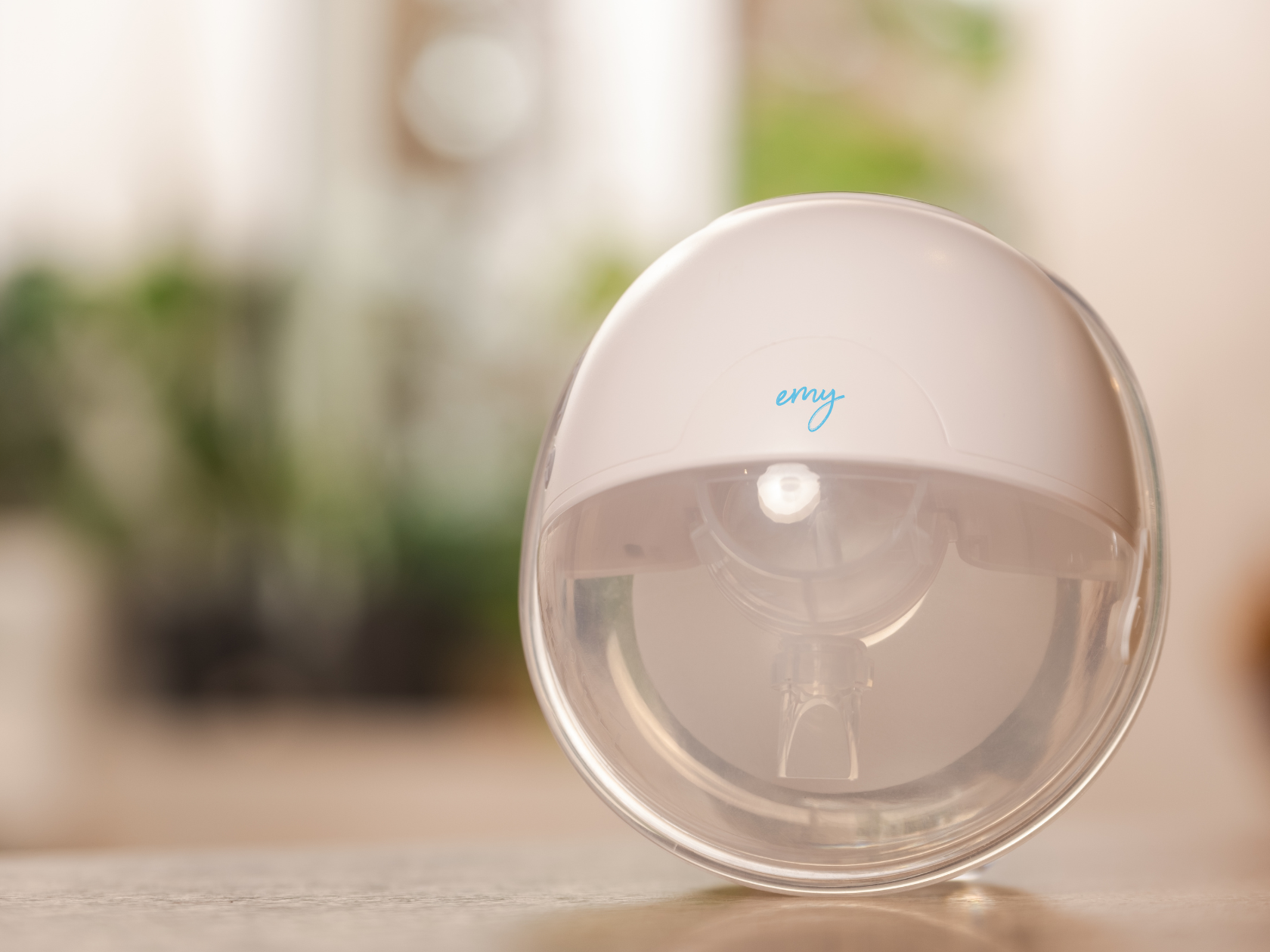 Emy Pump by Fizimed Review: The hands-free wearable breast pump