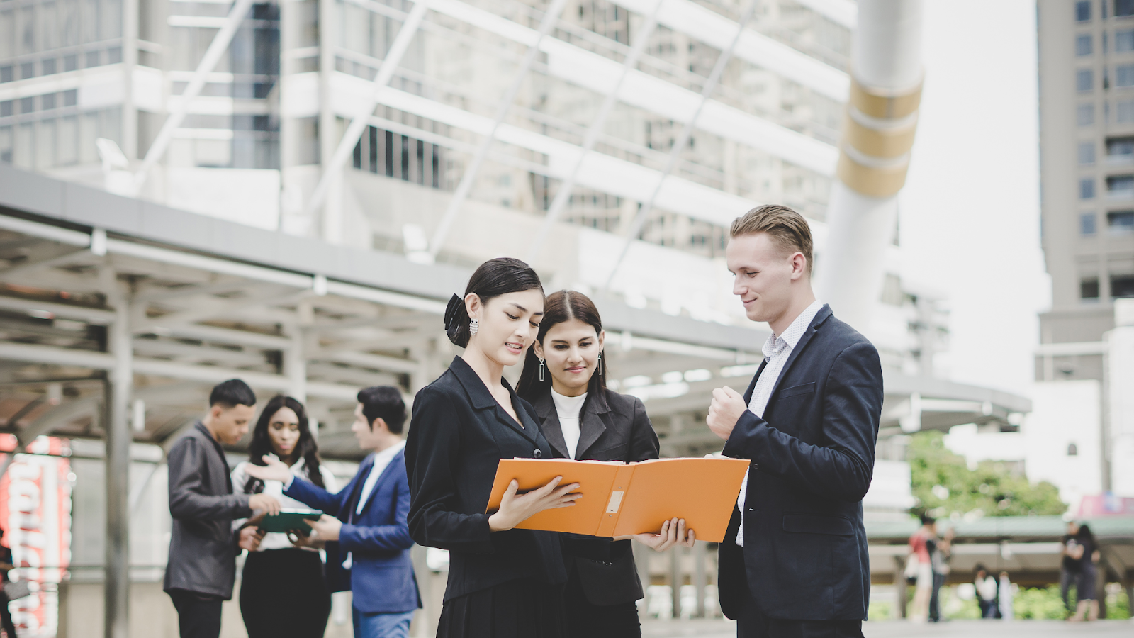 Key Considerations Before Hiring an Outsourced CCO