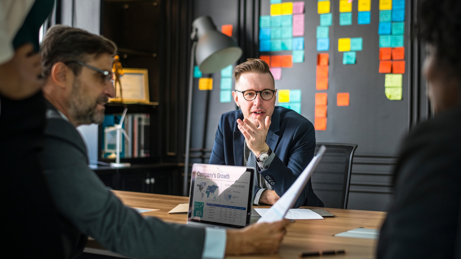 Who Performs a SOC 2 Type 1 Audit?