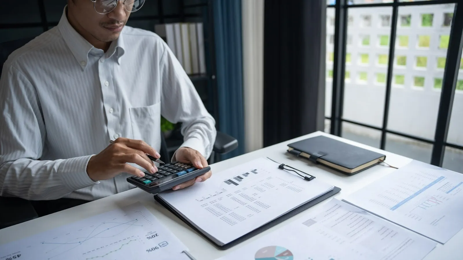 Cost Analysis: Fractional vs. Full-Time Compliance Officers