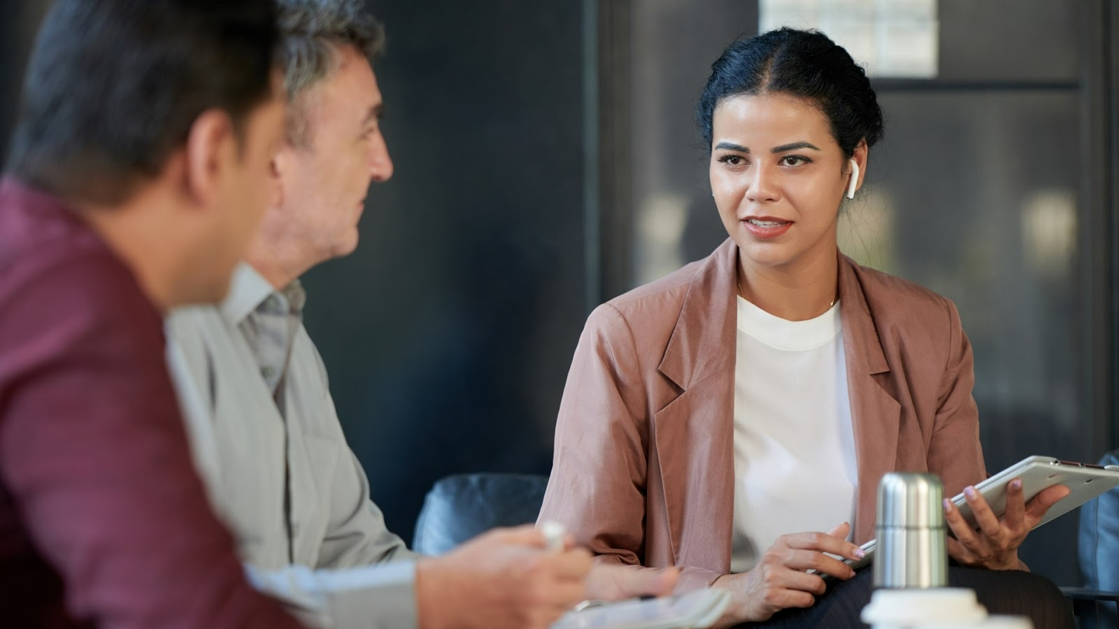 Who Does The Chief Risk Officer Report To?