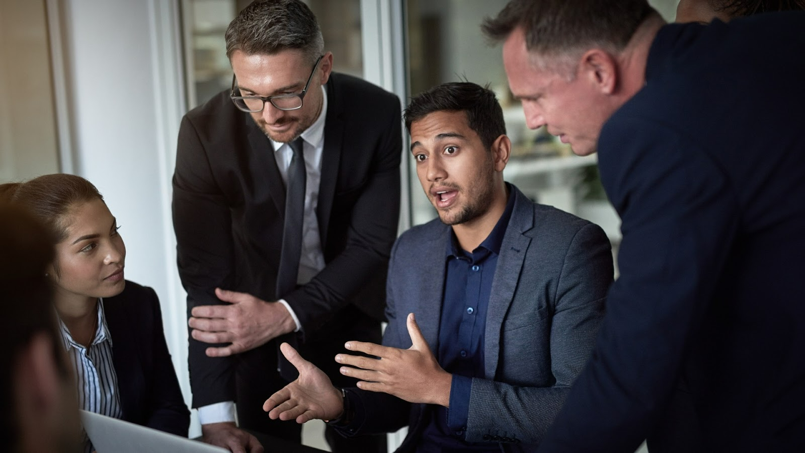7 Signs It’s Time to Hire a Fractional CCO for Your Business