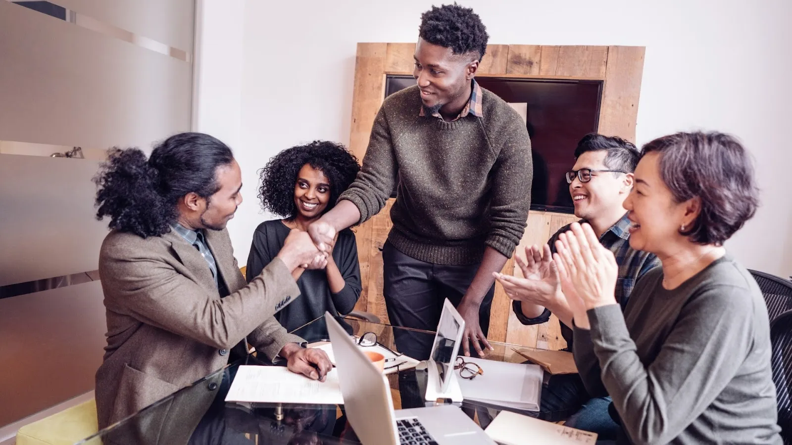 How to Select the Right Interim MLRO Compliance Officer?