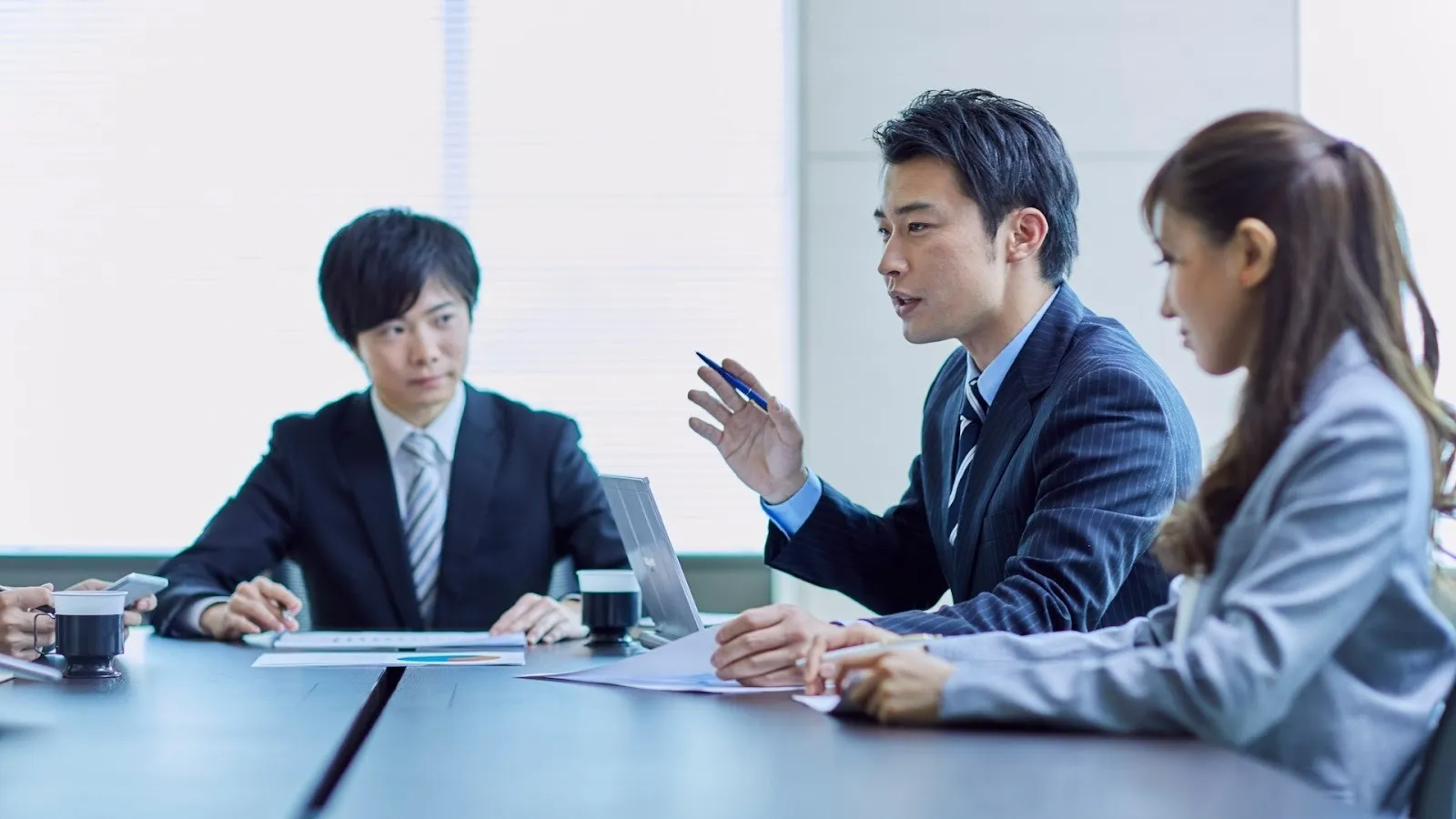 Why Banks Are Turning to the Fractional Leadership Model