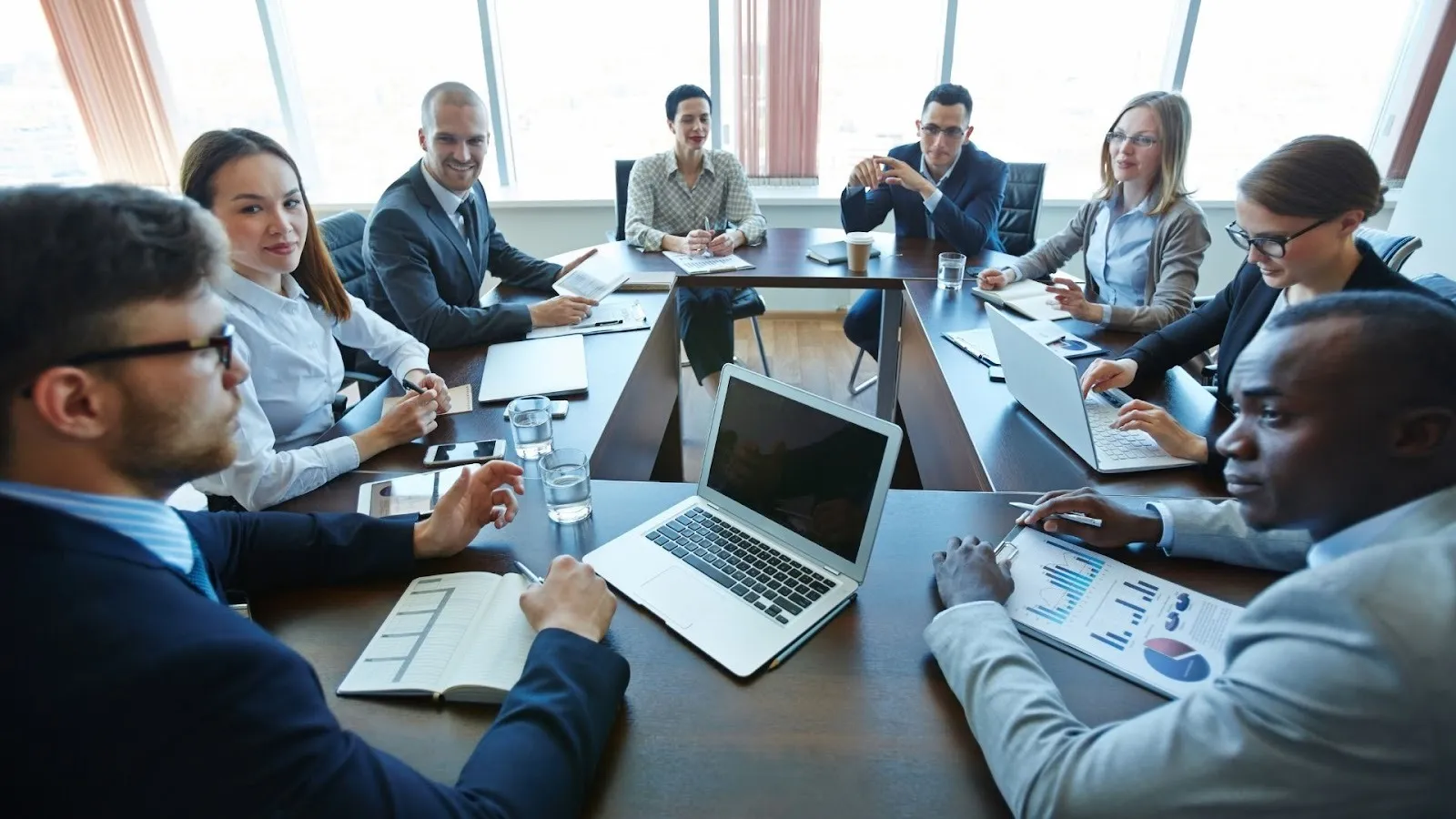How Fintech and Financial Institutions Use Compliance Committees