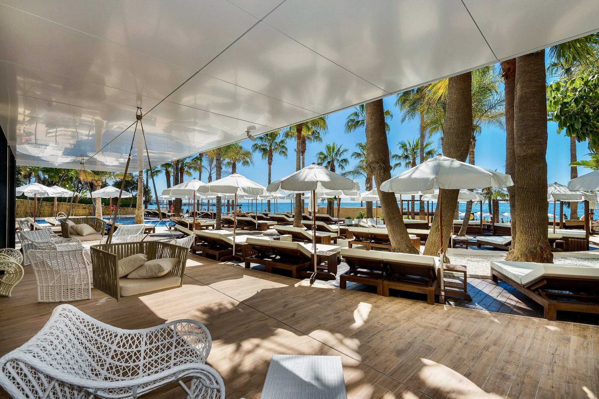 Amare Beach Club