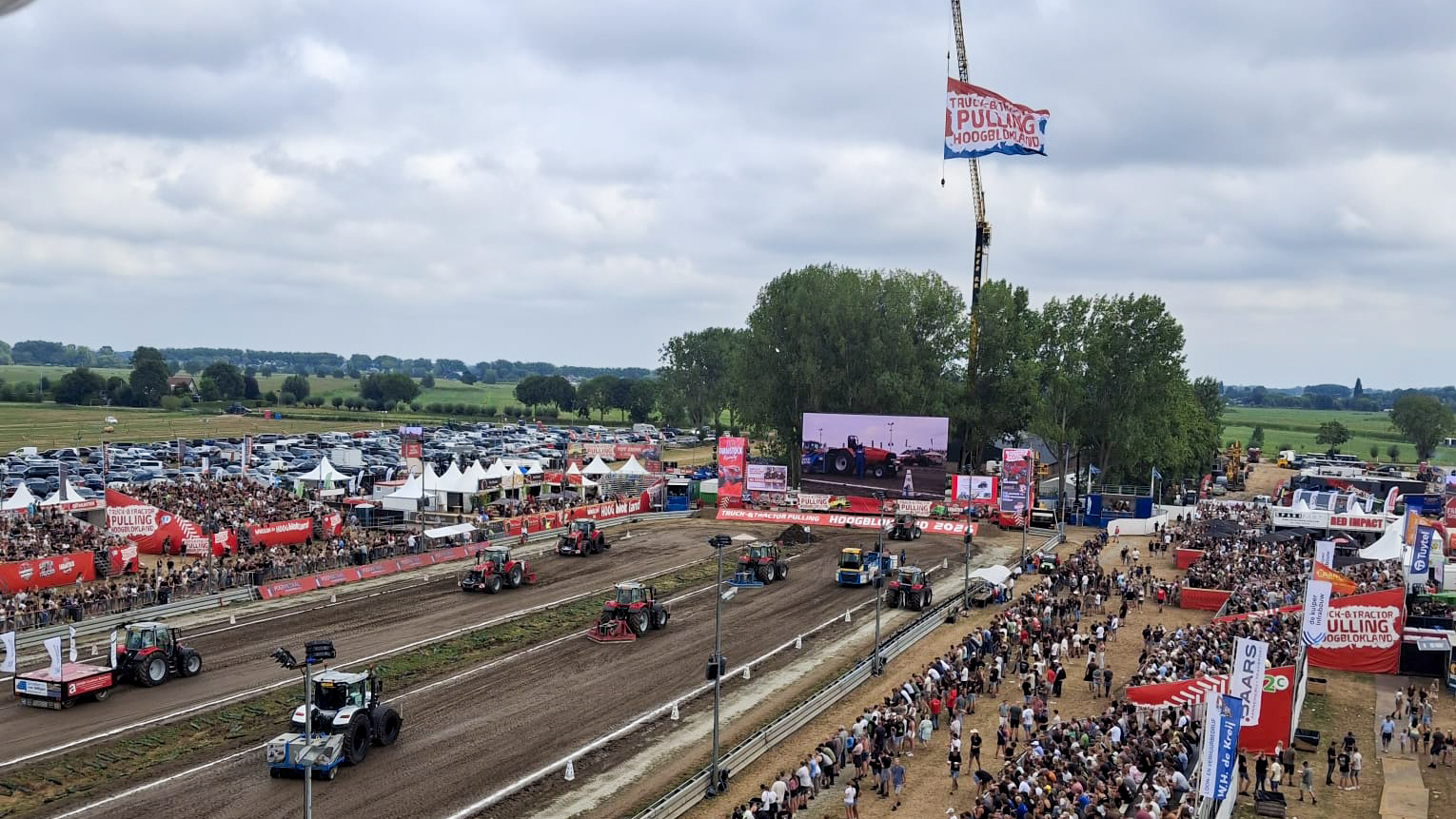 Overzicht van Truck en Tractorpulling Hoogblokland met Baars als sponsor.