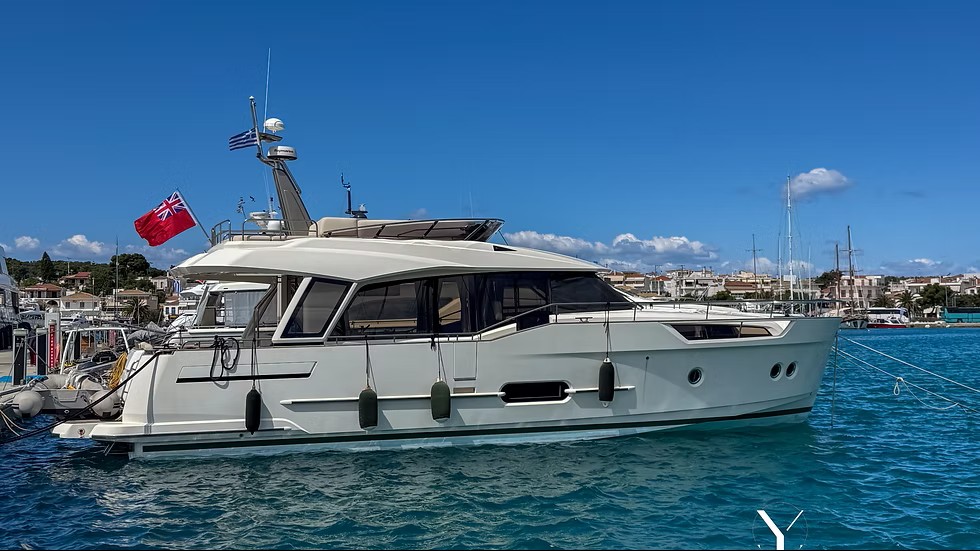 Greenline 48 Fly 2016