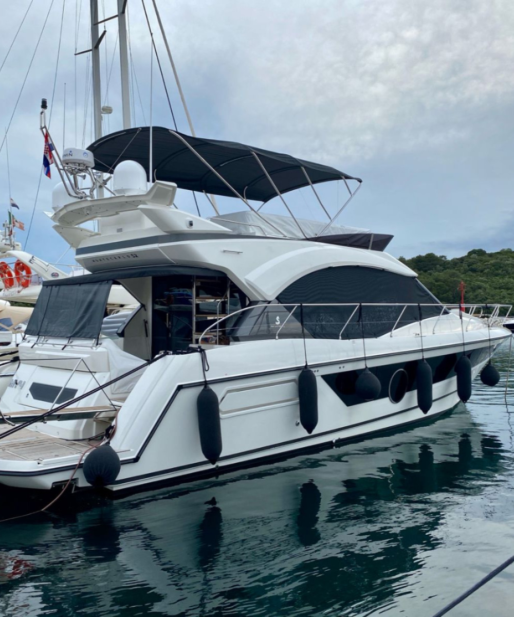 Beneteau Monte Carlo 52
