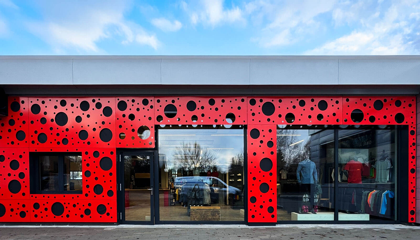 Nouveau magasin ID Identification à Courrendlin