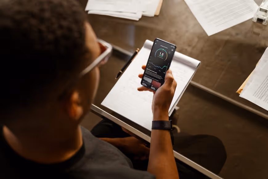 Whoop teams up with British entrepreneur Steven Bartlett