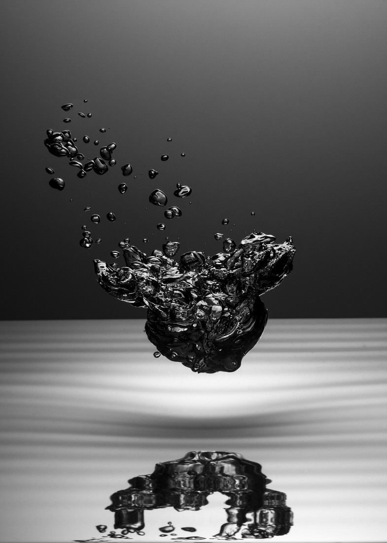 Ethan Zargo fine art liquid photography, black and white reverse water splash 2, Vancouver BC