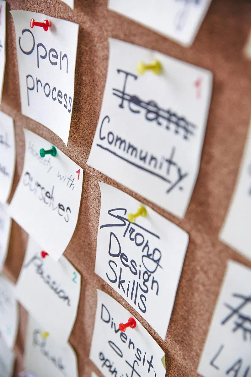 Peer group of AI leaders and builders in an ongoing mastermind session