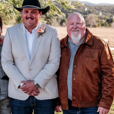 On the hunt team photo