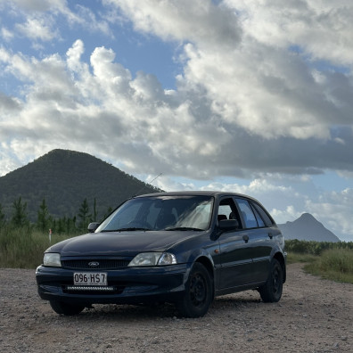 Shitboxes r us team photo