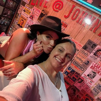 Girls just wanna have fun team photo