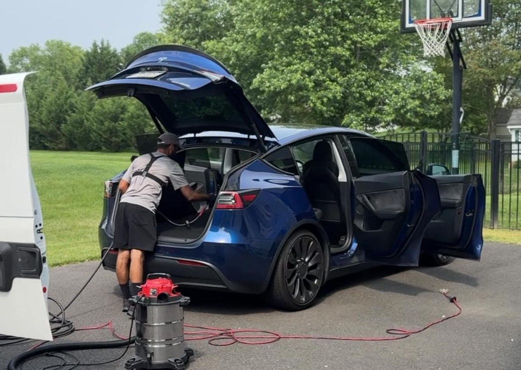 A Vehicle Being Mobile Detailed