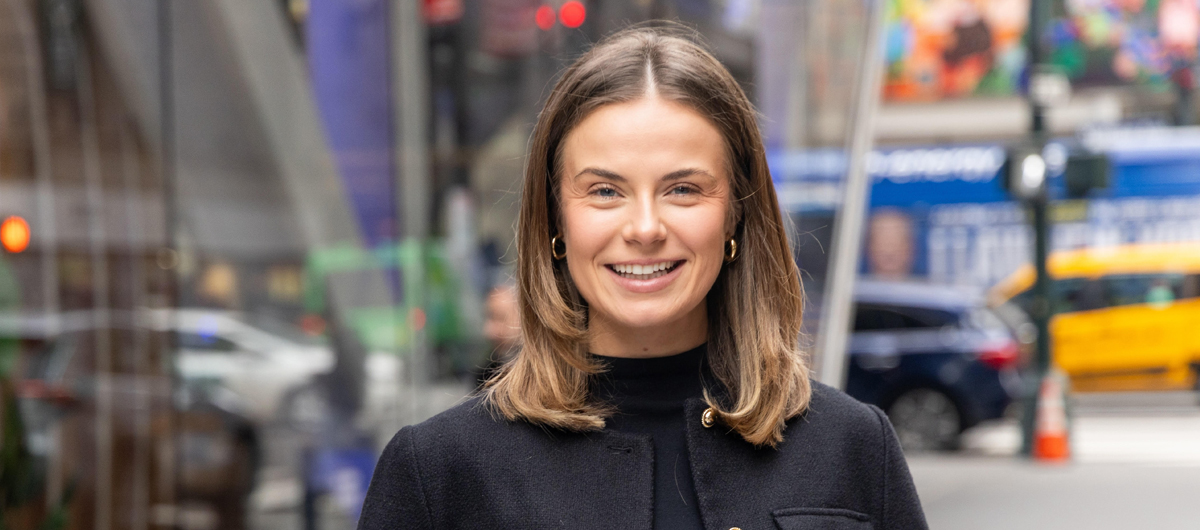 Professional photo of Frances Keeler