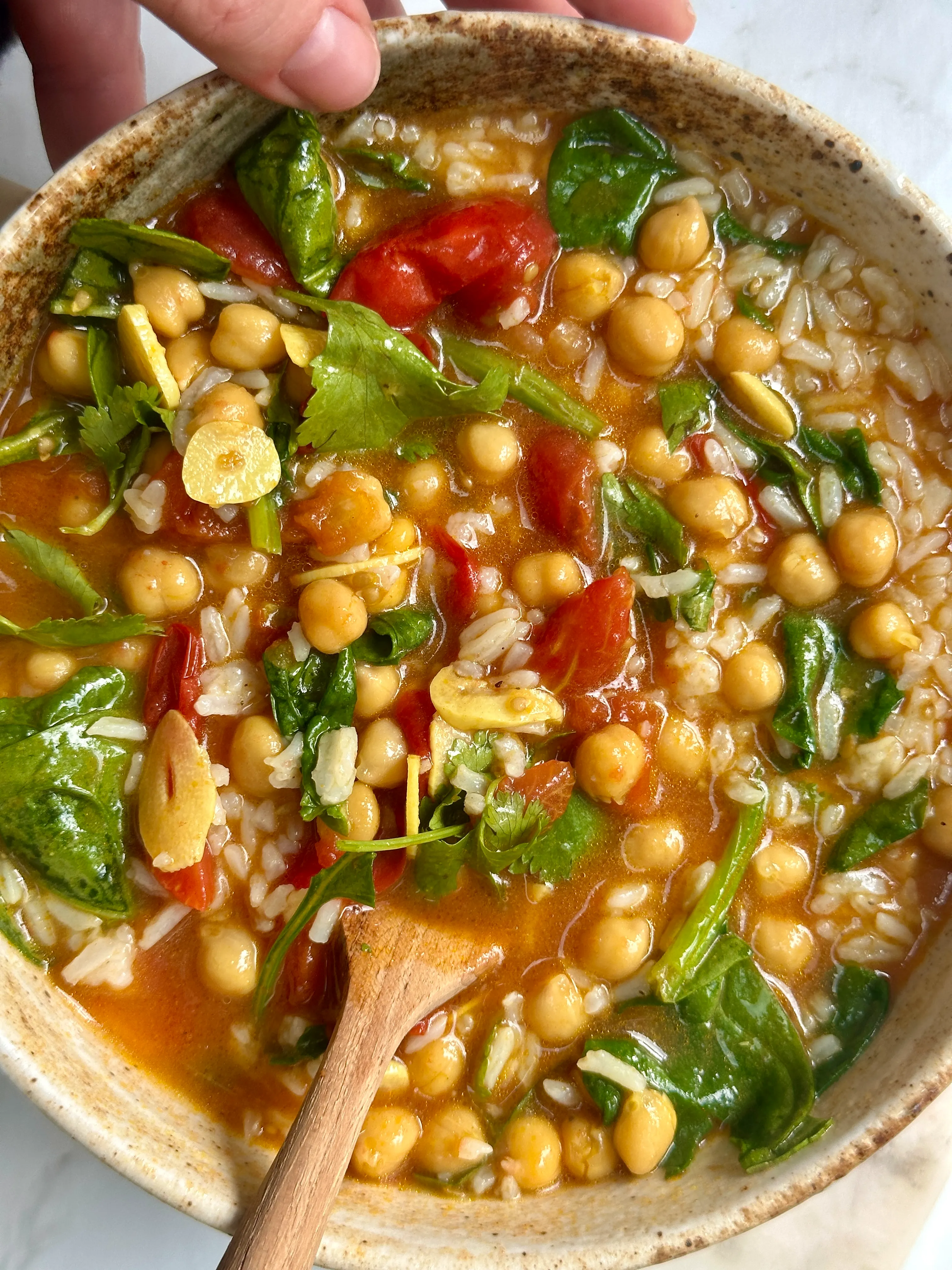 Brothy Rice with Chickpeas & Spinach (One Pot, One Portion)