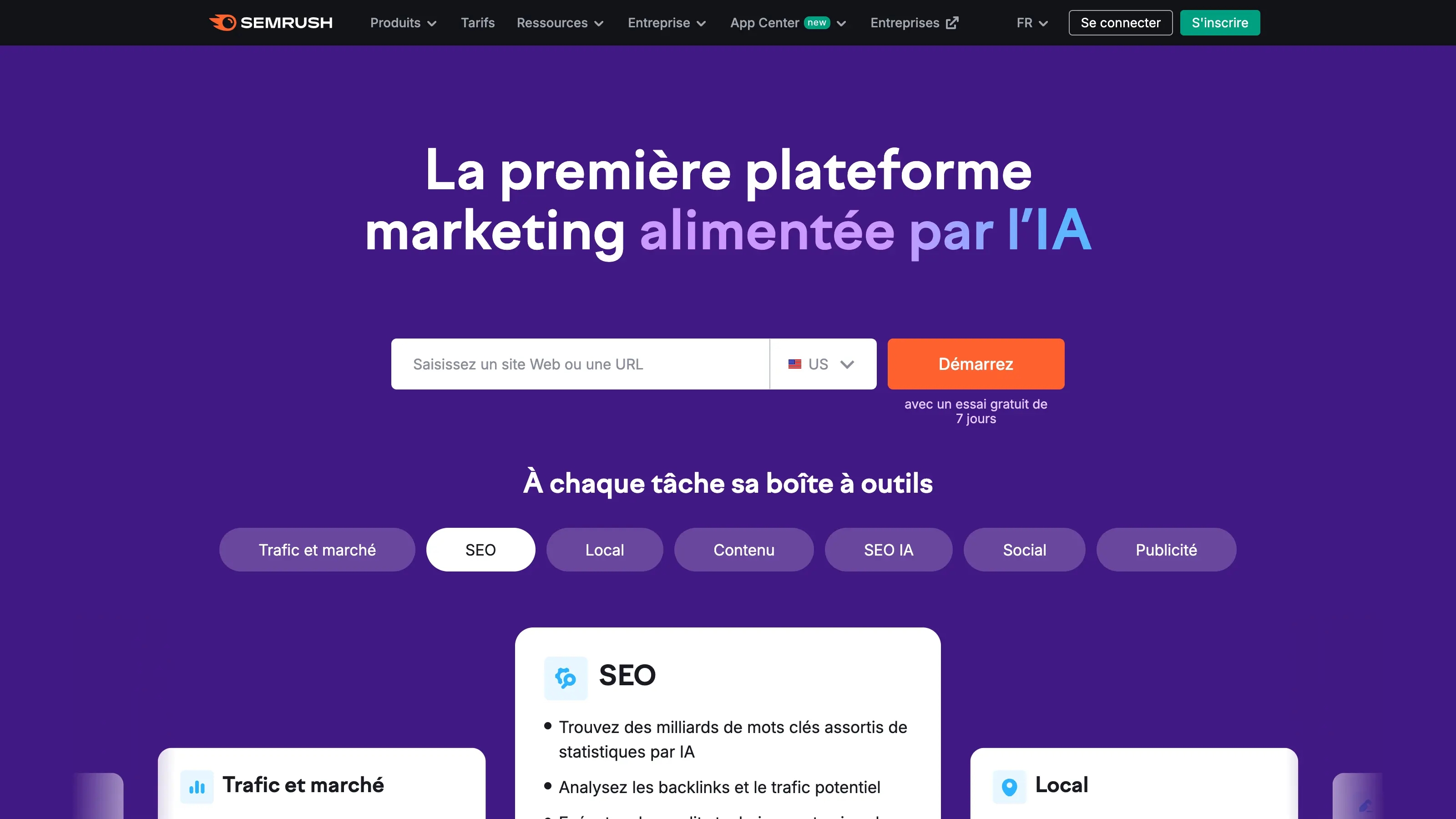 Page d’accueil de Semrush en français avec le slogan “La première plateforme marketing alimentée par l’IA” et un champ de recherche pour analyser un site web.