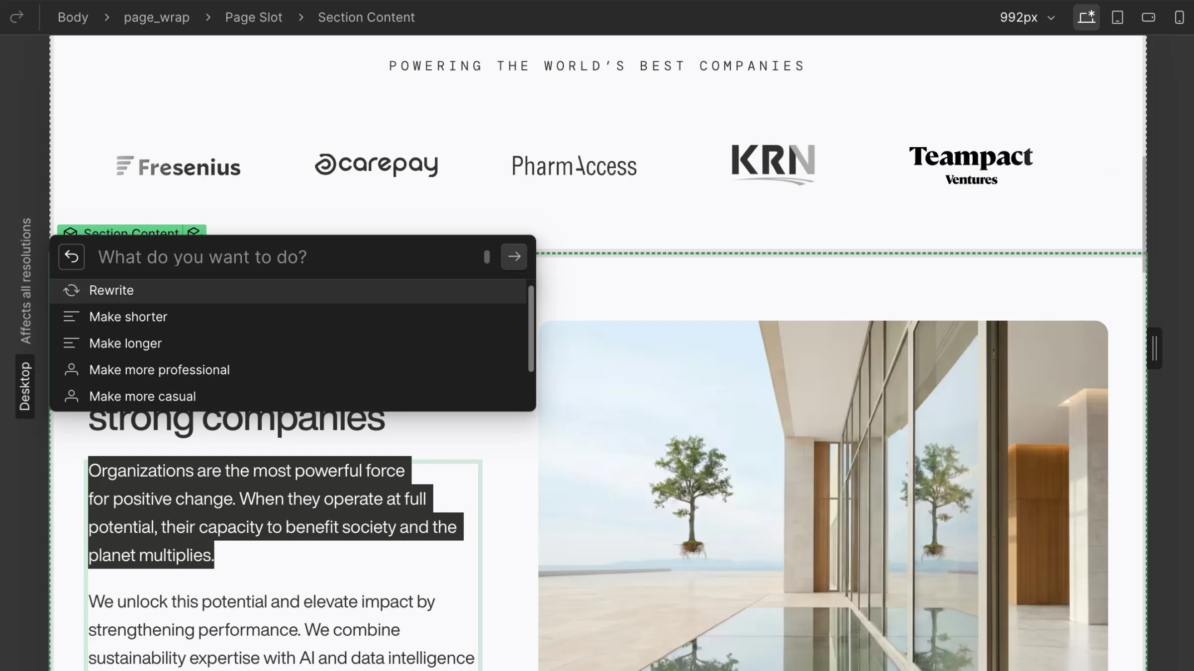 Interface Webflow utilisant l’IA pour reformuler et améliorer du contenu textuel.