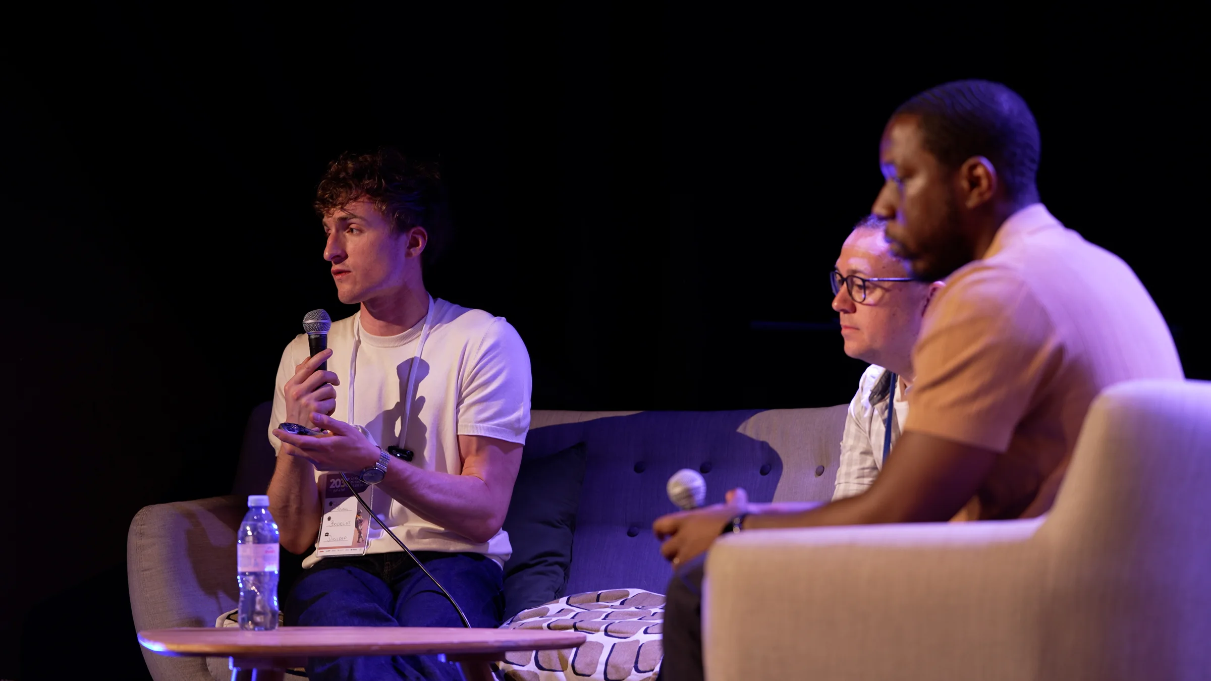 Florian Bodelot (Digidop), Dorian Ménard (Orisha) et Gregory Ndzie (Webflow) partagent leur retour d’expérience sur la migration de plus de 30 sites web vers une plateforme unifiée lors de 2036.