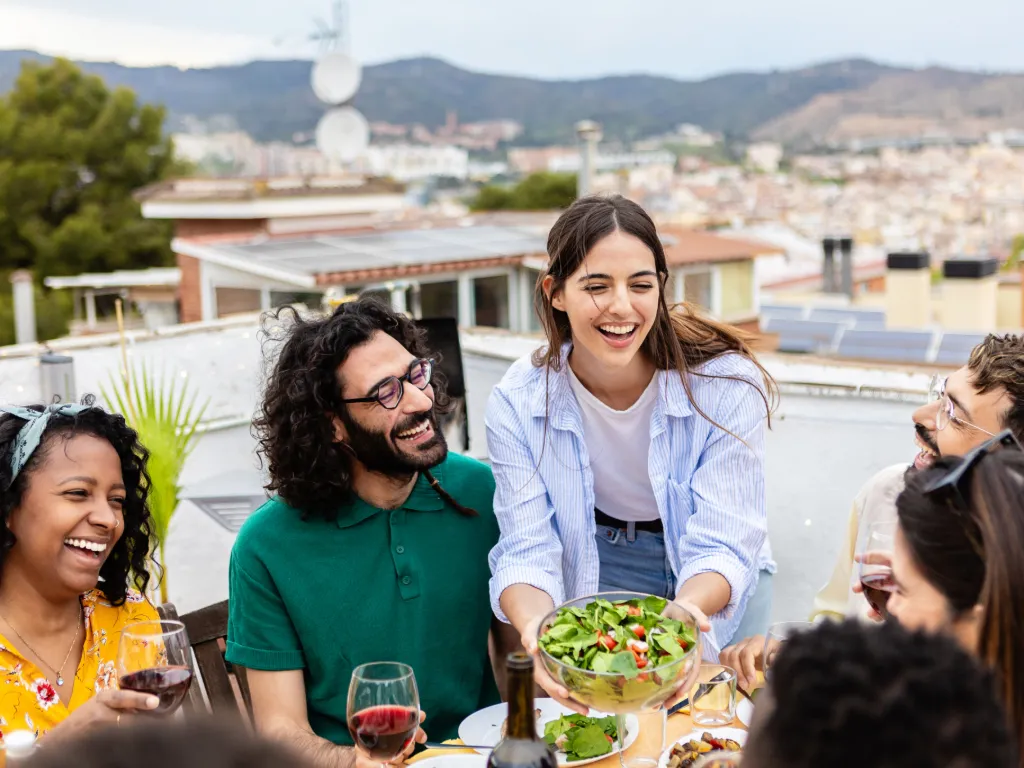 Disfruta tus celebraciones en los espacios comunes de tu departamento