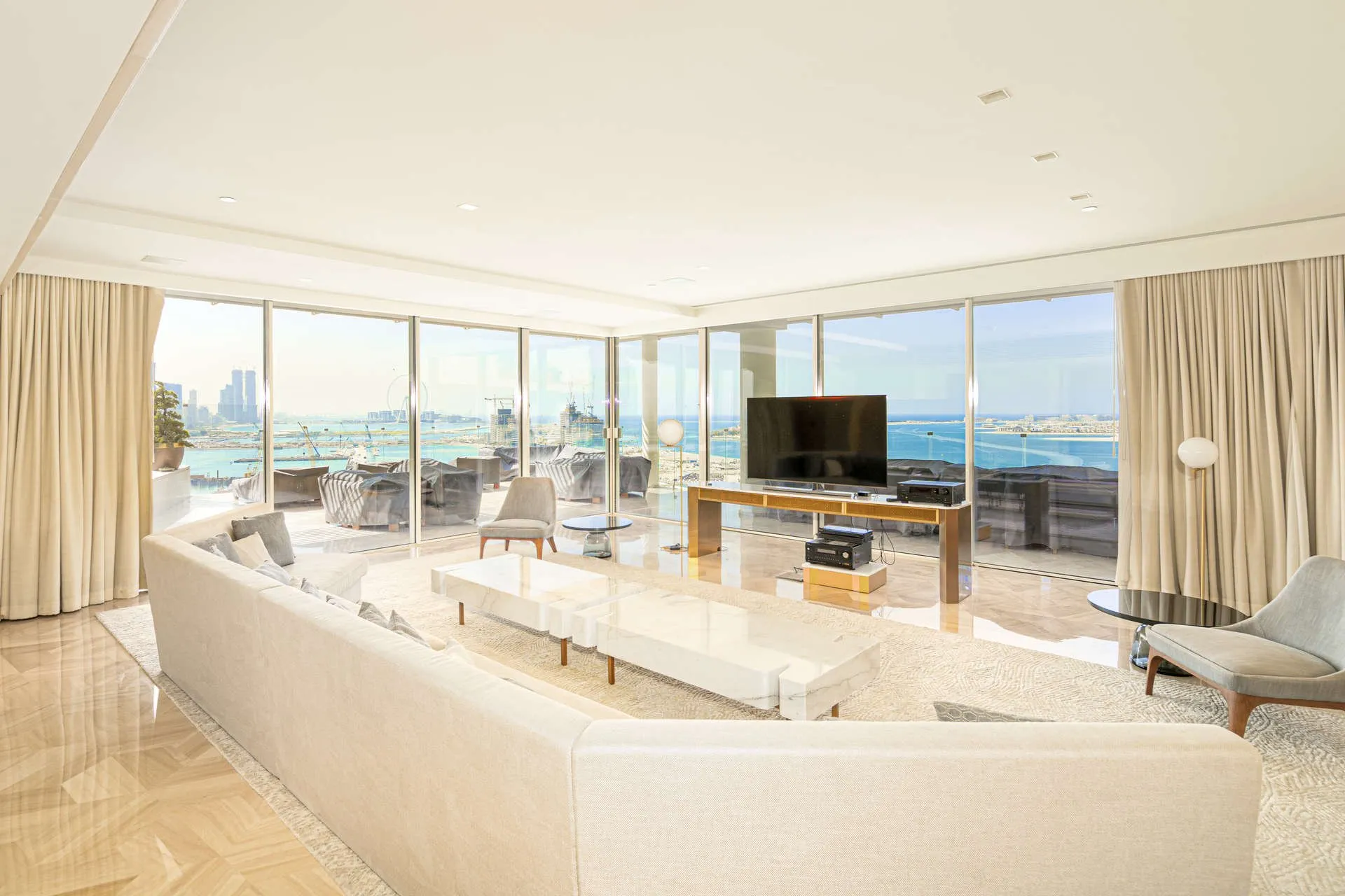 4 Bedrooms Penthouse at Five Palm Jumeirah