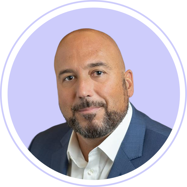 Headshot of Chris Hetner