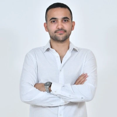 Headshot of Dor Arambam